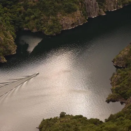 Konukevi O Fogar Do Monte Sober