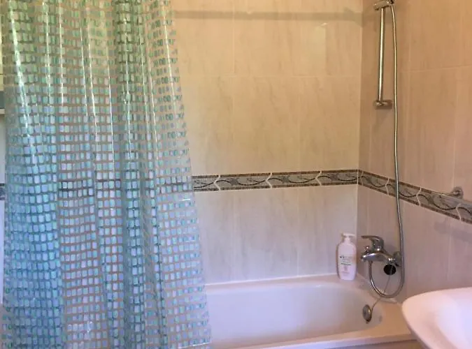 Konukevi O Fogar Do Monte